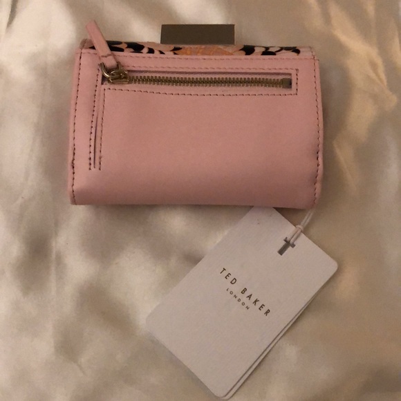 Ted Baker London Ferel Sunburst Feather Pink Leather Trifold Wallet NWT - Picture 4 of 15